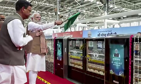 நமோ பாரத் ரெயில் சேவையை தொடங்கி வைத்தார் பிரதமர் மோடி