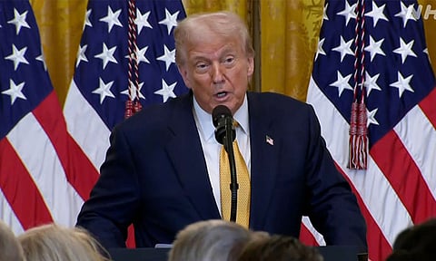 இரவோடு இரவாக... உலக நாடுகளுக்கு விதித்த வரி 10 சதவீதத்தில் இருந்து 15 சதவீதம் ஆக உயர்வு; டிரம்ப் அறிவிப்பு