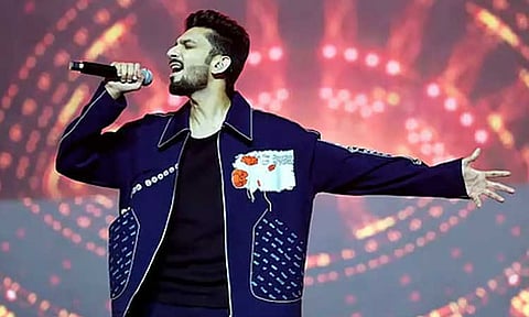 இந்தியா - ஜிம்பாப்வே போட்டி: சேப்பாக்கத்தில் அனிருத் இசை விருந்து