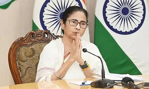 கேரளாவுக்கு ஒரு நீதி..மேற்கு வங்காளத்திற்கு ஒரு நீதியா? மம்தா பானர்ஜி ஆதங்கம்