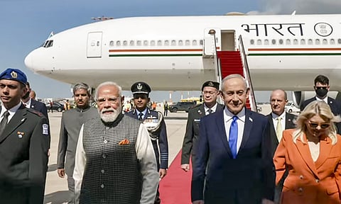 இஸ்ரேல் சென்றடைந்தார் பிரதமர் மோடி
