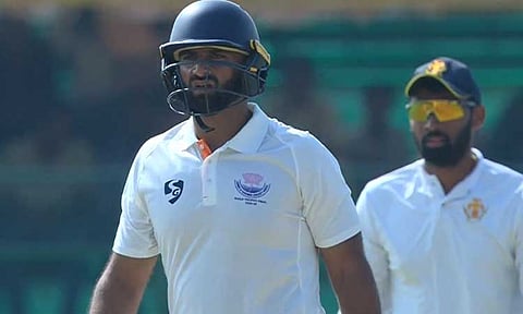 ரஞ்சி கோப்பை இறுதிப்போட்டி: ஜம்மு காஷ்மீர் 584 ரன்களுக்கு ஆட்டமிழப்பு