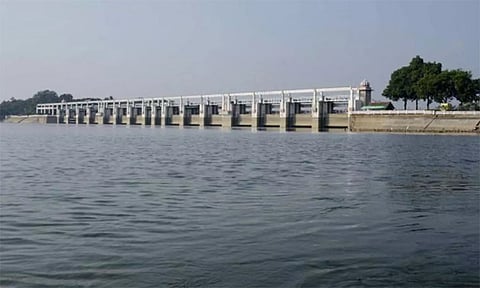 கிருஷ்ணா நீர் பூண்டி ஏரியை வந்தடைந்தது