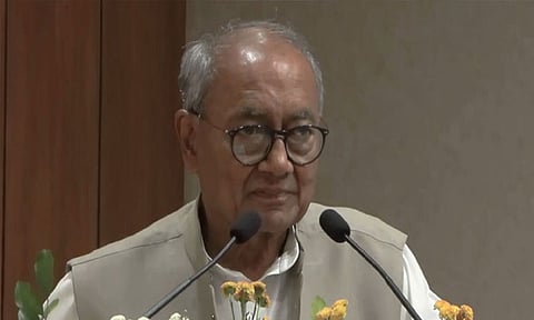 சுரண்டலுக்கு எதிரான நக்சலைட்டுகளின் போராட்டத்திற்கு ஆதரவு; முன்னாள் முதல்-மந்திரி சர்ச்சை பேச்சு