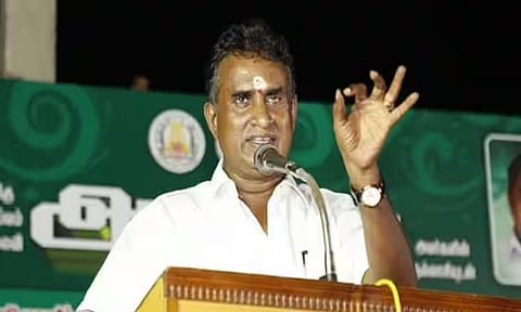 அதிமுகவில் இருந்து விலகியவர்கள் மீண்டும் இணைய விருப்பம்: எஸ்.பி. வேலுமணி சொல்கிறார்