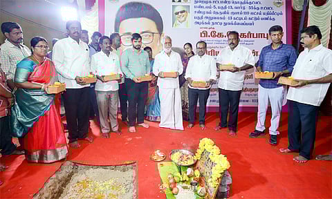 சென்னை ராயபுரத்தில் ரூ.3.81 கோடியில் வளர்ச்சிப் பணிகள் - அமைச்சர் சேகர் பாபு தொடங்கி வைத்தார்