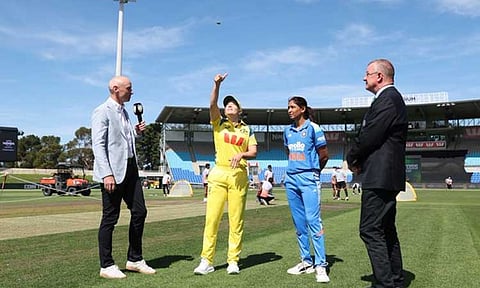 2வது ஒருநாள் போட்டி: டாஸ் வென்ற இந்தியா பேட்டிங் தேர்வு