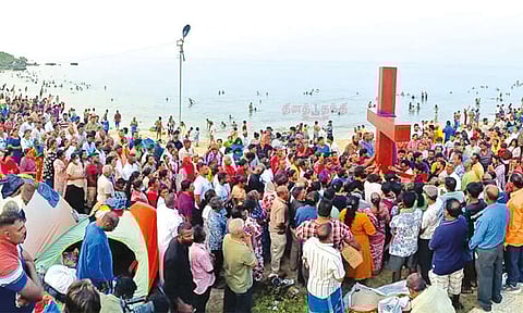 களைகட்டிய கச்சத்தீவு அந்தோணியார் ஆலய திருவிழா: திரளானோர் பங்கேற்பு