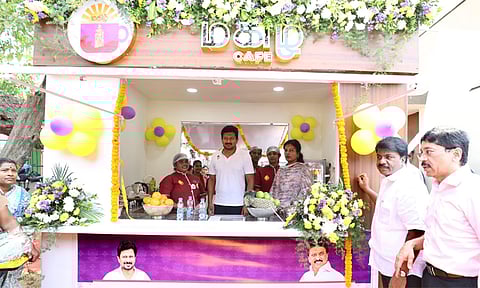 சென்னை மே தின பூங்காவில் மகளிர் சுய உதவிக் குழுவினரின் ‘மகிழ் கபே’ - உதயநிதி ஸ்டாலின் திறந்து வைத்தார்