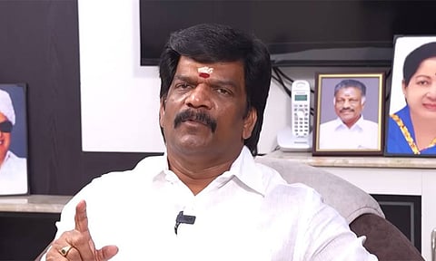 கைவிட்ட ஓபிஎஸ்: மீண்டும் அதிமுகவில் இணைந்தார் கொளத்தூர் கிருஷ்ணமூர்த்தி