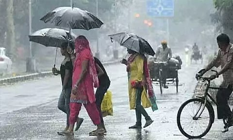 மேற்கு தொடர்ச்சி மலை மாவட்டங்களில் லேசான மழைக்கு வாய்ப்பு