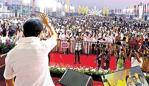 26 கட்சிகளுடன் மெகா கூட்டணி: தி.மு.க. கூட்டணியில் தொகுதிகள் பங்கீடு உத்தேச பட்டியல்