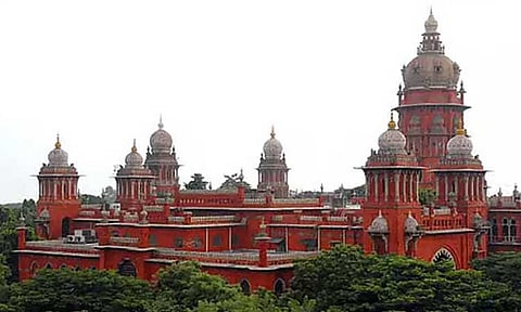 கூட்டுறவு சங்க உதவியாளர் பணிக்கான நேர்முகத் தேர்வு முடிவுகளை வெளியிட வேண்டும்: ஐகோர்ட்டு உத்தரவு