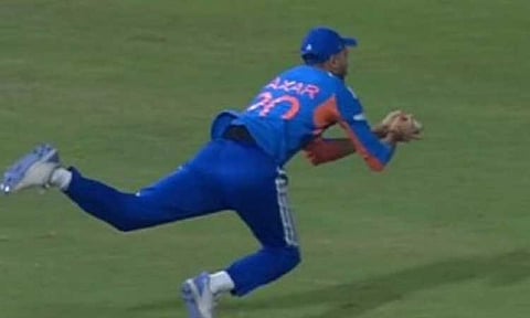 அக்சர் படேலுக்கு கவாஸ்கர் பாராட்டு