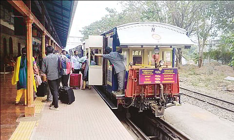 மேட்டுப்பாளையம் - ஊட்டி இடையே கோடைகால சிறப்பு மலை ரெயில்: 27-ந்தேதி முதல் இயக்கம்