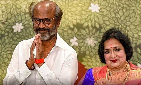 கணவர் துணை இல்லாமல் ஒரு பெண்ணால் எதையும் சாதிக்க முடியாது - லதா ரஜினிகாந்த்