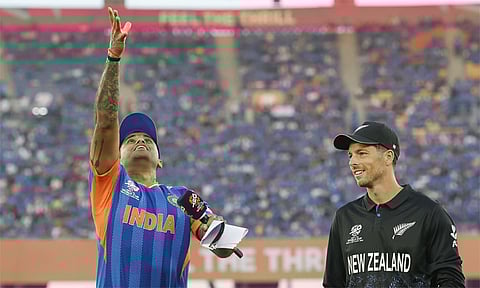 டி20 உலகக் கோப்பை இறுதிப்போட்டி: நியூசிலாந்துக்கு எதிரான போட்டியில் இந்திய அணி முதலில் பேட்டிங்