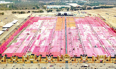 10 லட்சம் பேர்.. அறுசுவை உணவு... நாடே திரும்பி பார்க்கும் வகையில் திமுக மாநில மாநாடு