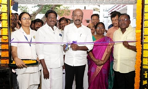 சைதாப்பேட்டை அரசு மருத்துவமனையில் ரூ.1.15 கோடியில் காத்திருப்போர் கூடம் - மா.சுப்பிரமணியன் திறந்து வைத்தார்