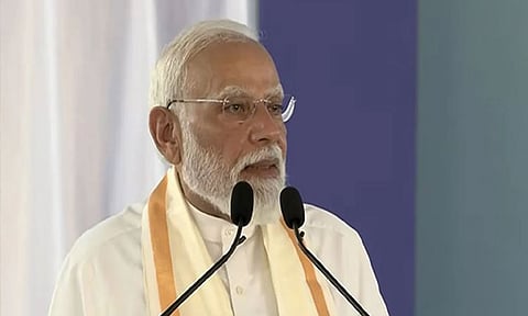 காங்கிரசின் இளவரசருக்கு நாட்டின் வளர்ச்சி பற்றி எதுவும் தெரியாது: பிரதமர் மோடி