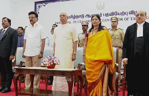 தமிழ்நாட்டின் பொறுப்பு கவர்னராக பதவி ஏற்றார் ராஜேந்திர விஸ்வநாத் அர்லேகர்