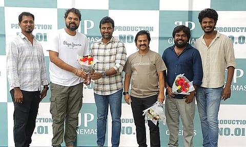 இயக்குநர் அசோக் ராம் பேன்டஸி காமெடி கதையில் முனீஸ்காந்த்