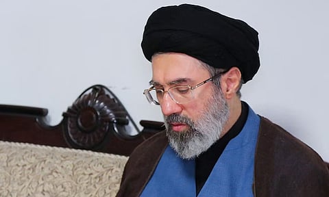 ஈரானின் புதிய உச்ச தலைவர் மொஜ்தபா கமேனி கோமா நிலையில் உள்ளாரா?