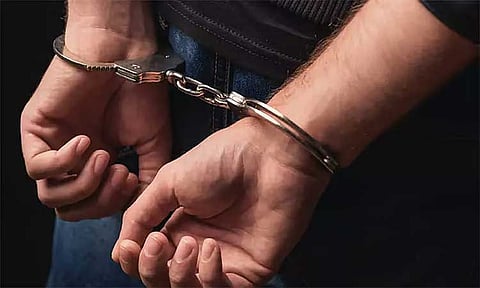 ரூ. 2 லட்சம் மோசடி: தொழிலதிபரிடம் கைவரிசை காட்டிய மோசடி கும்பல்