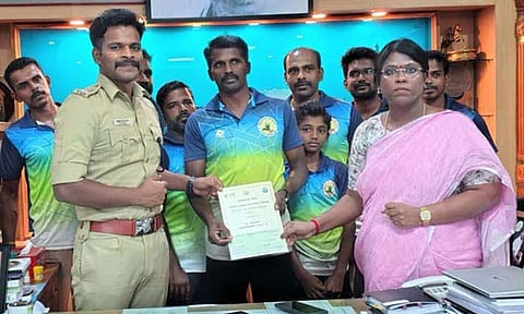 பசுமை சாம்பியன் விருது, தலா ரூ.1 லட்சம் ரொக்கப் பரிசு: கன்னியாகுமரி கலெக்டர் வழங்கினார்