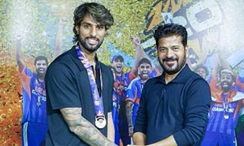 திலக் வர்மாவை பாராட்டிய தெலங்கானா முதல்-மந்திரி