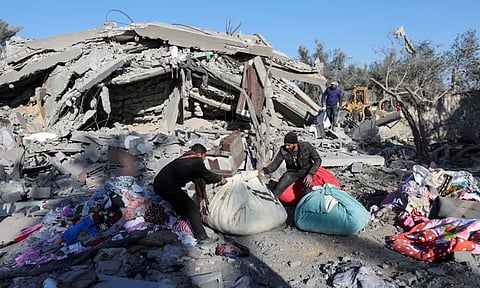 காசா மீது இஸ்ரேல் வான்வெளி தாக்குதல்; பாலஸ்தீனியர்களில் 2 பேர் பலி