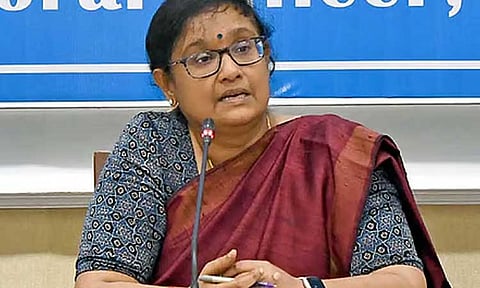 தமிழ்நாடு முழுவதும் தேர்தல் பறக்கும் படையினரால் ரூ.42.65 கோடி மதிப்பிலான பணம், பொருட்கள் பறிமுதல்