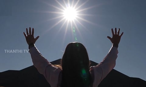 வசந்தகாலத்தை வரவேற்ற மெக்சிகோ மக்கள் - பாரம்பரிய முறையில் உற்சாக கொண்டாட்டம்