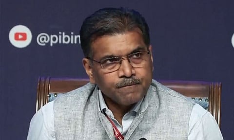 வளைகுடா பகுதியிலுள்ள இந்திய கப்பல்களும், பணியாளர்களும் பாதுகாப்பாக உள்ளனர்: மத்திய அரசு தகவல்