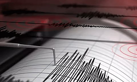டோங்கா தீவு அருகே 7.6 ரிக்டரில் சக்திவாய்ந்த நிலநடுக்கம்.!