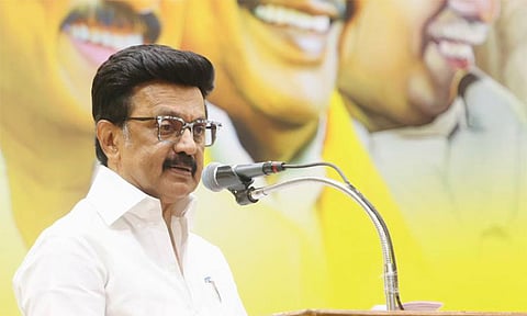 சிலிண்டர் வழங்குவது மாநில அரசின் கையிலா உள்ளது? மத்திய அரசுக்கு மு.க.ஸ்டாலின் கேள்வி