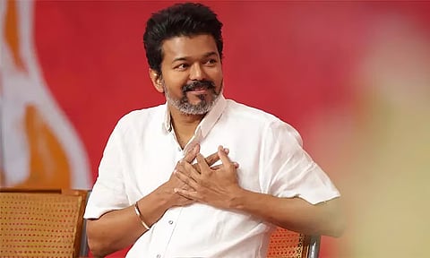 விஜய் நடித்த படங்களை தியேட்டர்கள், தொலைக்காட்சிகளில் போடக்கூடாது: தேர்தல் ஆணையத்திற்கு கடிதம்