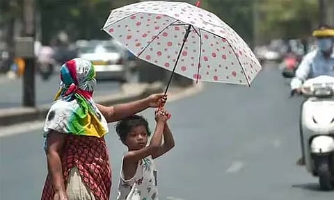 தமிழ்நாட்டில் 3 மாவட்டங்களில் சதம் அடித்த வெயில்