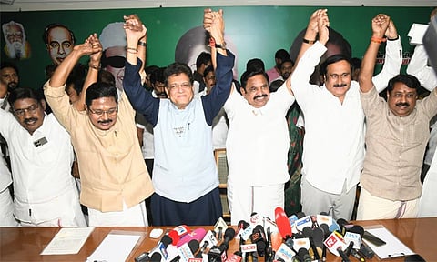 அதிமுக கூட்டணி கட்சிகள் போட்டியிடும் தொகுதிகள் எவை? - முழு விவரம்