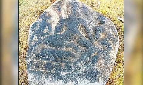 விழுப்புரம் அருகே பல்லவர் கால சிற்பம் கண்டெடுப்பு