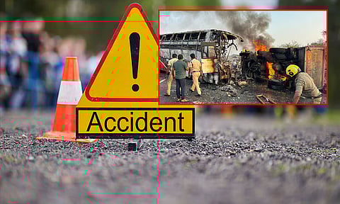 ஆந்திரா பஸ் விபத்தில் 13 பேர் பலி; ஜனாதிபதி இரங்கல், பிரதமர் இழப்பீடு அறிவிப்பு