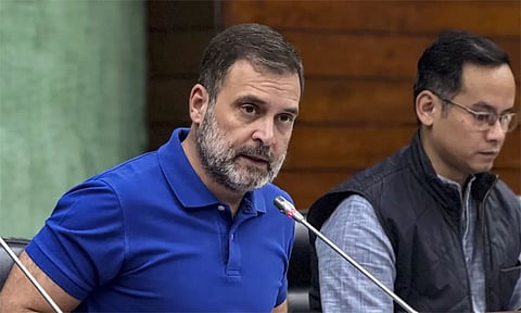 நாடாளுமன்றத்திற்கு டி-சர்ட் அணிந்து வருவதா? ராகுல் காந்திக்கு மத்திய மந்திரி கண்டனம்