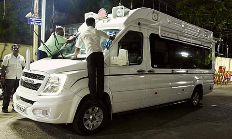 தேர்தல் பிரசாரத்தில் களமிறங்கும் மு.க.ஸ்டாலின்; பிரசார வாகனம் தயார்
