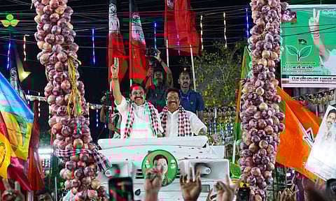 தமிழகம் வாழவேண்டும் என்றால் திமுக வீழவேண்டும்! - எடப்பாடி பழனிசாமி