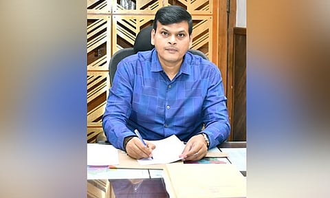 இணையதளம் மூலம் பதிவு செய்தால் மட்டுமே பிரசாரத்துக்கு அனுமதி: சென்னை தேர்தல் அதிகாரி விளக்கம்