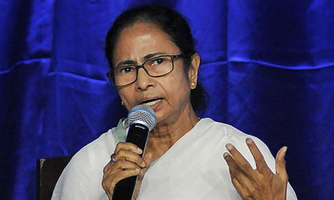 மேற்கு வங்காளத்தை அழிக்க முயல்கிறது பாஜக: மம்தா பானர்ஜி தாக்கு