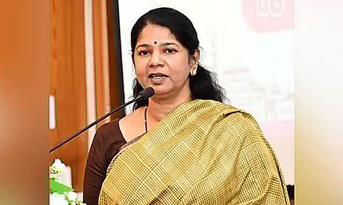 இல்லத்தரசி கூப்பன் ரூ.8,000 யாருக்கு எல்லாம் கிடைக்கும்? - கனிமொழி எம்.பி. விளக்கம்