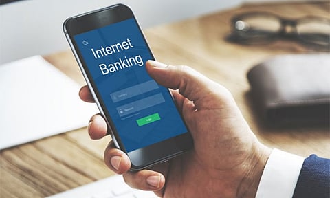 மோசடிகளை தடுக்க வங்கி ஆன்லைன் பணப்பரிவர்த்தனையில் 1-ந் தேதி முதல் புதிய விதிமுறைகள் அமல்