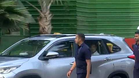 கேரள சட்டசபை தேர்தல்; பிரசாரத்திற்கு டெல்லியில் இருந்து புறப்பட்டார் ராகுல் காந்தி