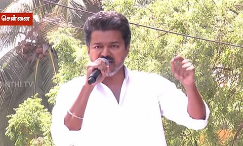 ‘பிரசாரத்திற்கு உரிய பாதுகாப்பு வழங்கவில்லை’ - தலைமை தேர்தல் அதிகாரியிடம் த.வெ.க. தலைவர் விஜய் புகார்